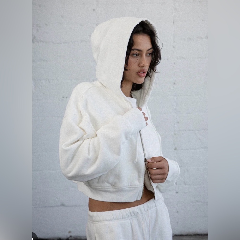 Elwood Babydoll Crop Zip Hoodie - White Medium